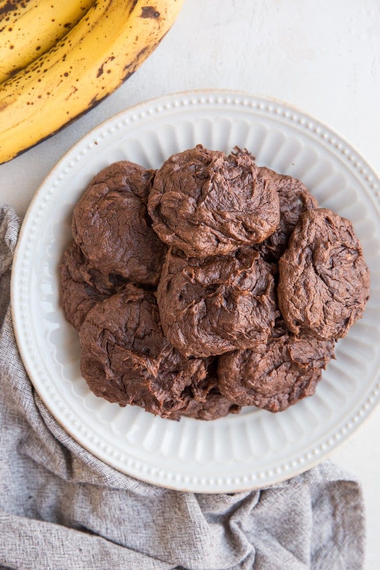 3-Ingredient Chocolate Banana Cookies