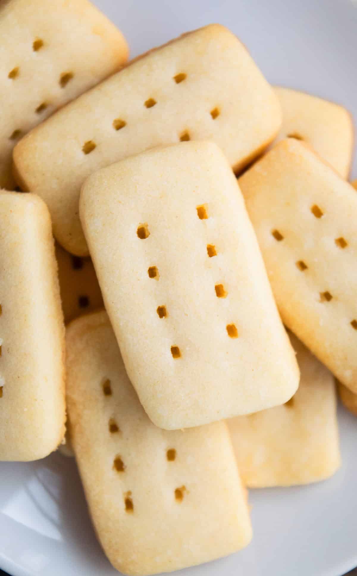 Best Shortbread Cookies {3 Ingredients} 