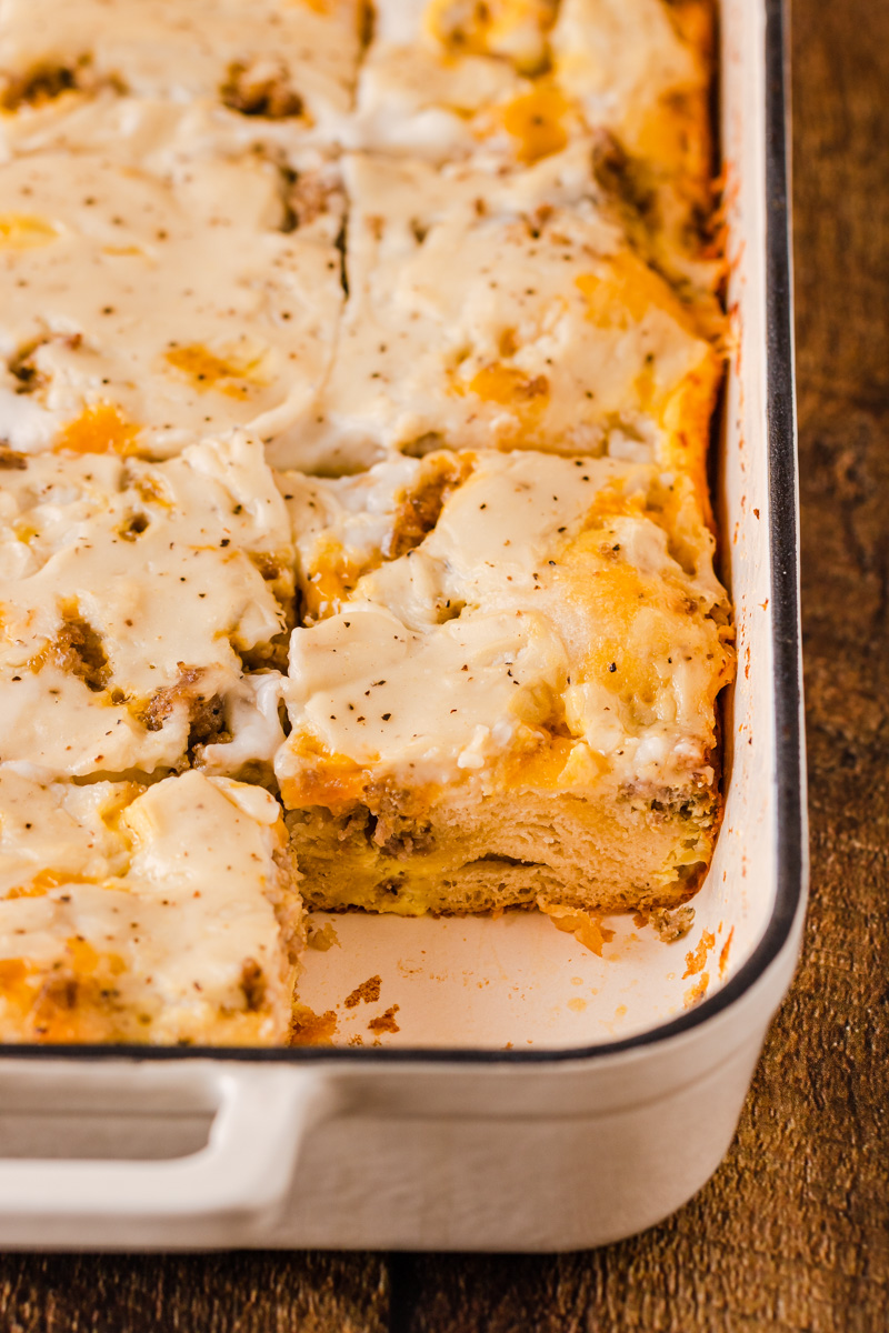 Biscuits and Gravy Breakfast Casserole 