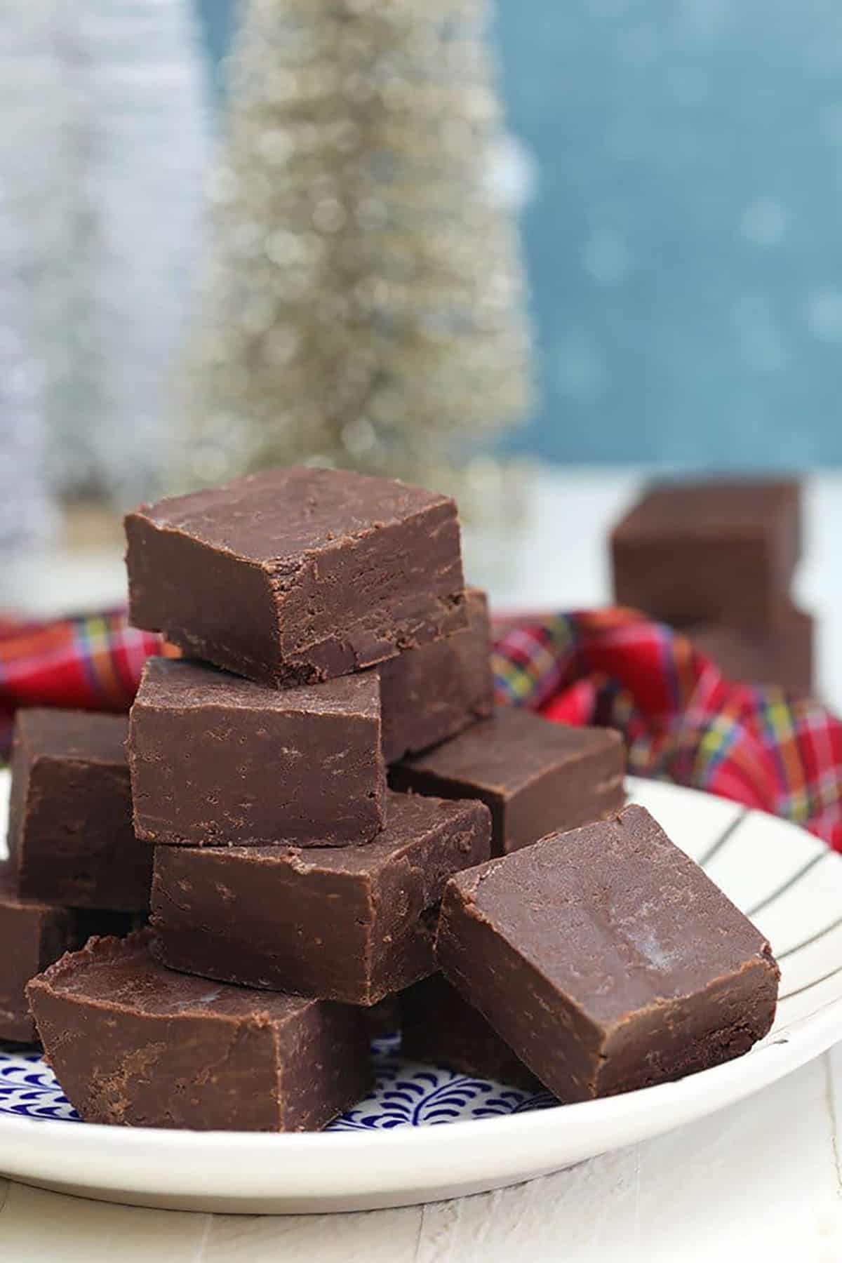 Easy Microwave Fudge 