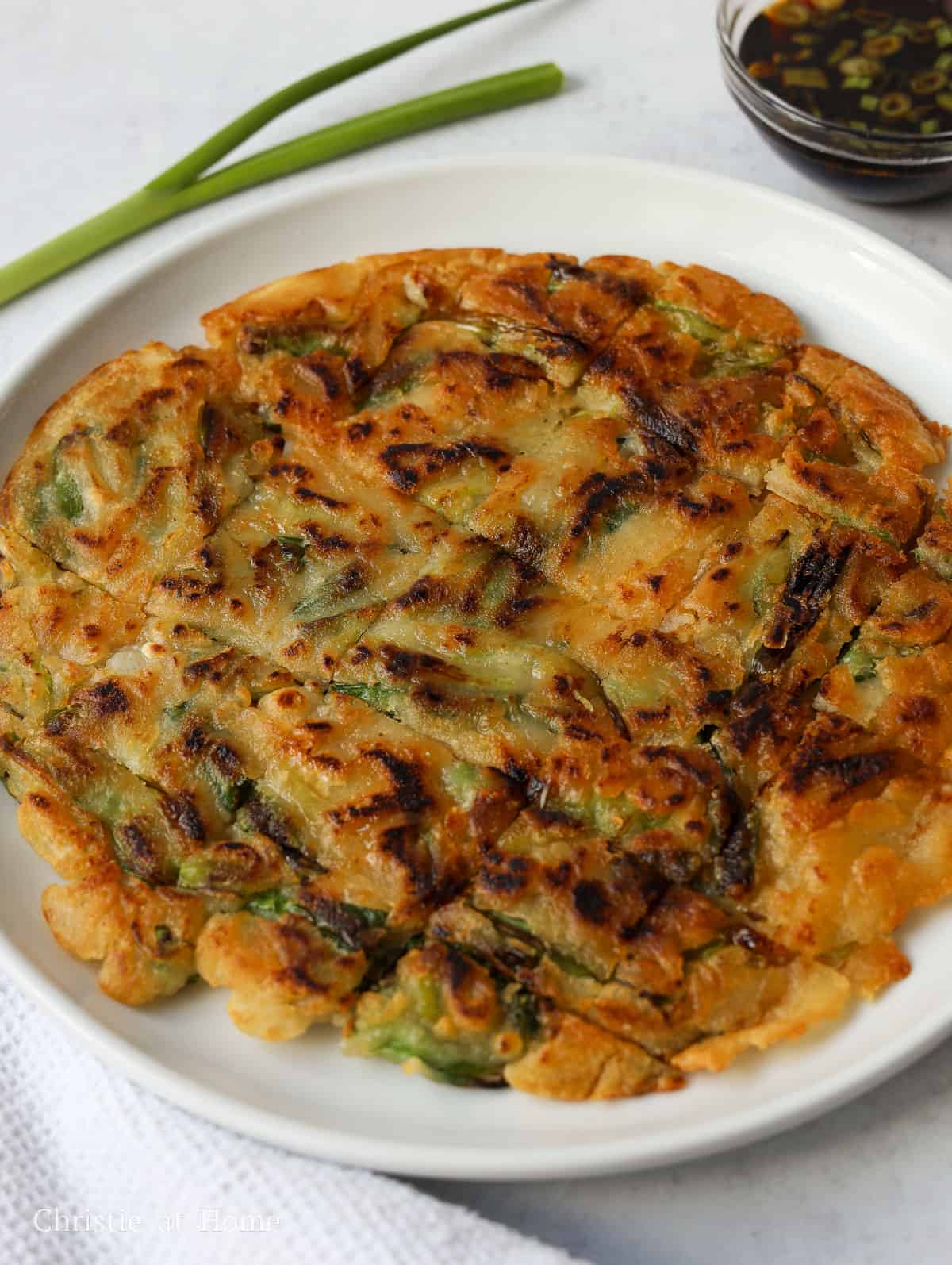 Pajeon (Korean Scallion Pancake) 