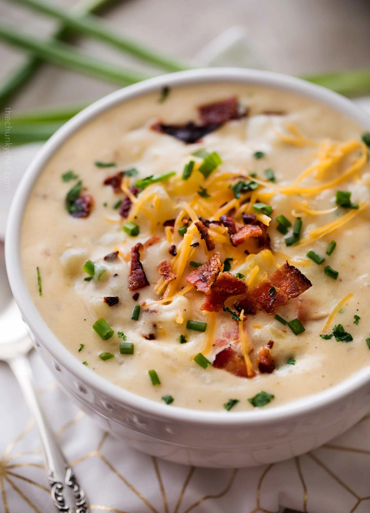 Skinny Crockpot Loaded Potato Soup 