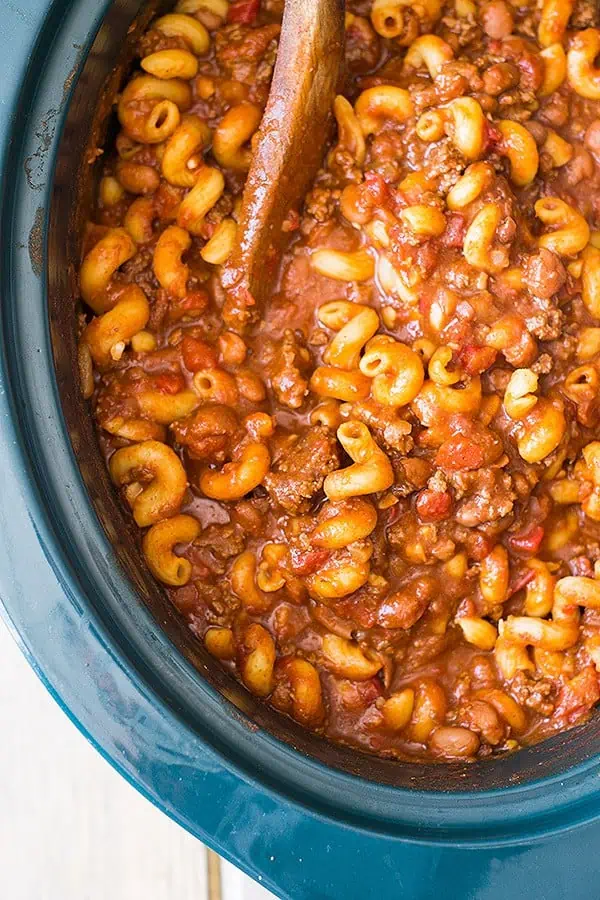 Chili Mac in the Slow Cooker