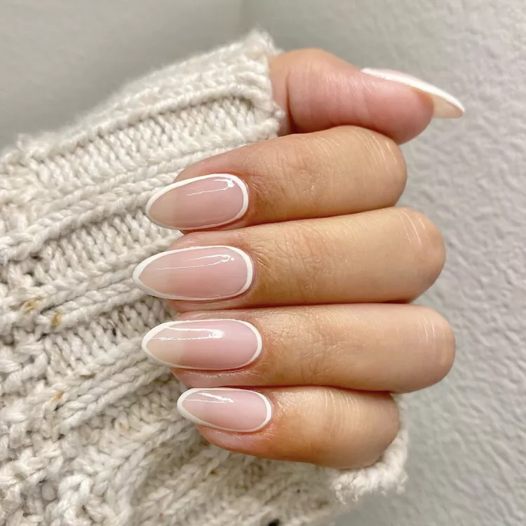 White Outlines